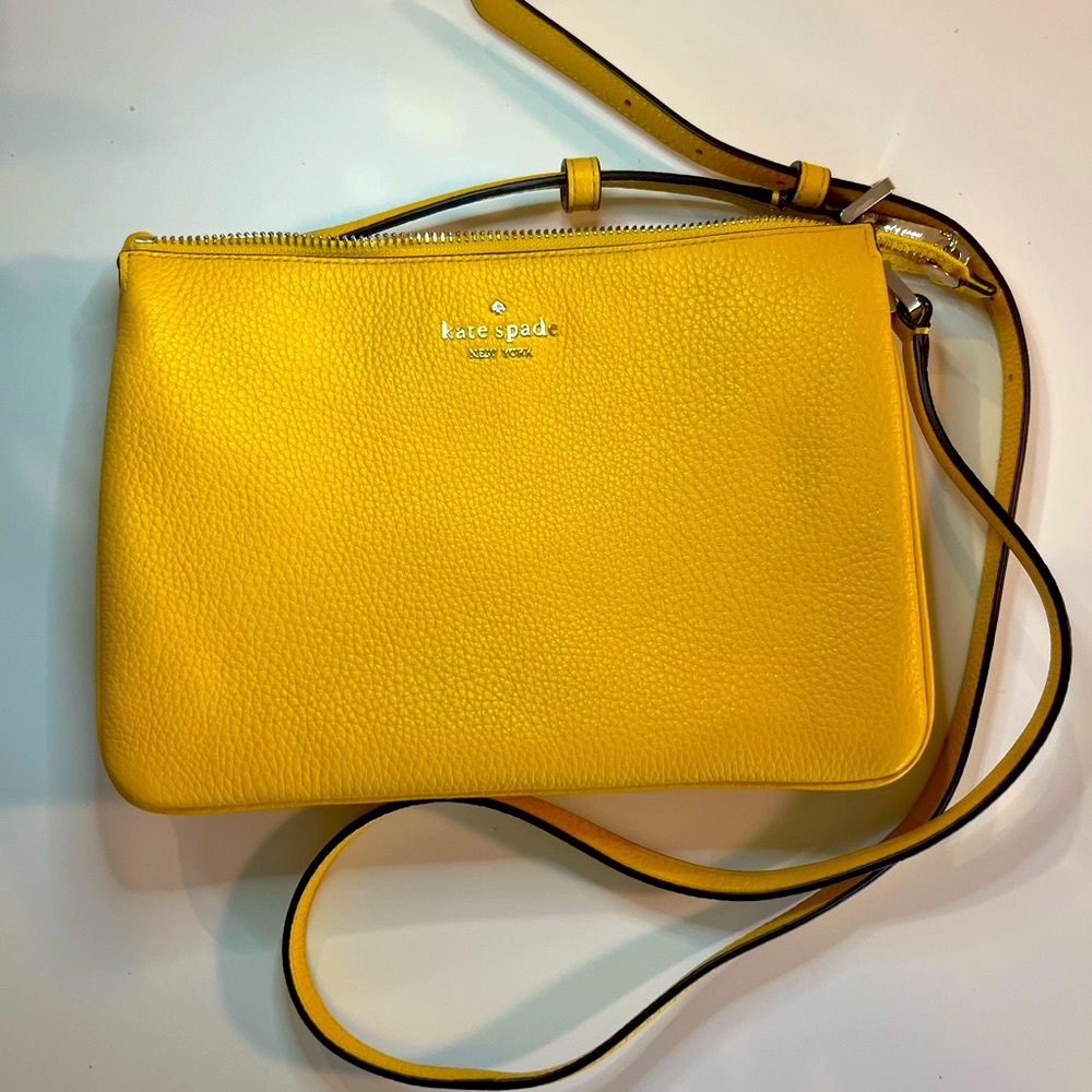 Kate Spade New York Leila Triple Gusset Crossbody
